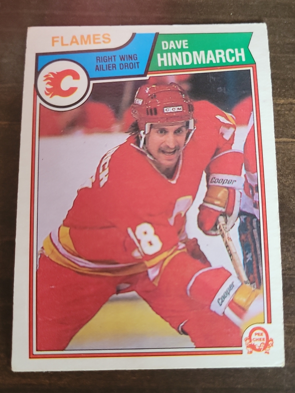1983/84 OPC Calgary Flames Dave Hindmarch Hockey Card - Red